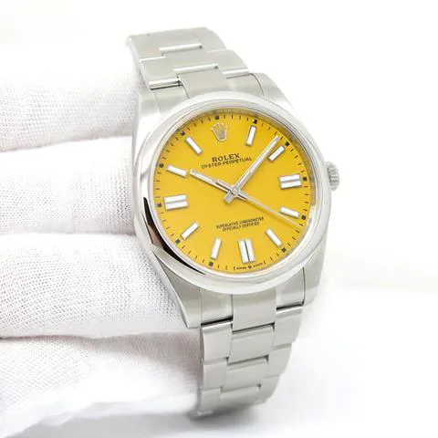 Rolex Oyster Perpetual 41 124300 41mm Stainless steel Yellow