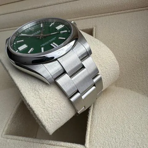 Rolex Oyster Perpetual 41 124300 41mm Stainless steel Green 5