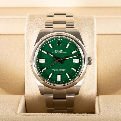 Rolex Oyster Perpetual 41 124300 41mm Stainless steel Green 4