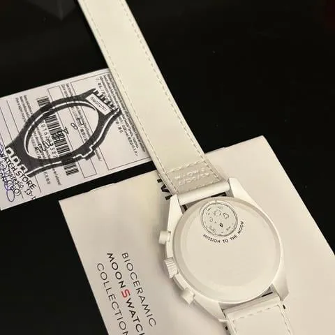 Swatch Moonswatch SO33W700 42mm Ceramic White 8