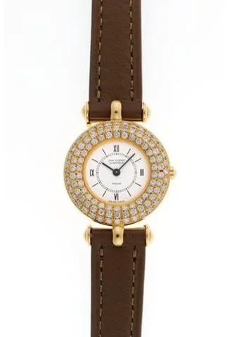 Van Cleef & Arpels 18641 B3 24mm Yellow gold White