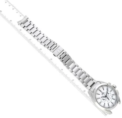 Omega Aqua Terra 231.10.44.50.04.001 44mm Stainless steel White 9