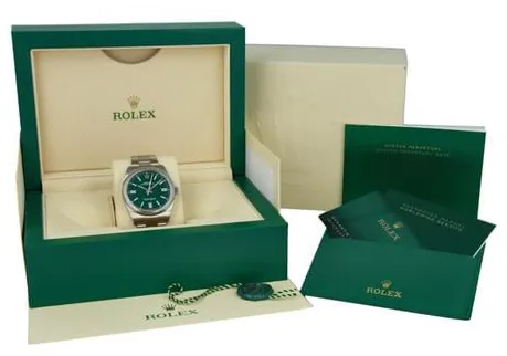 Rolex Oyster Perpetual 41 124300 41mm Stainless steel Green 8