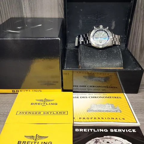 Breitling Avenger A13380 45mm Stainless steel Gray 5