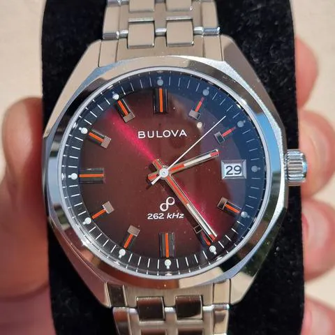 Bulova Jet Star 96B401 40mm