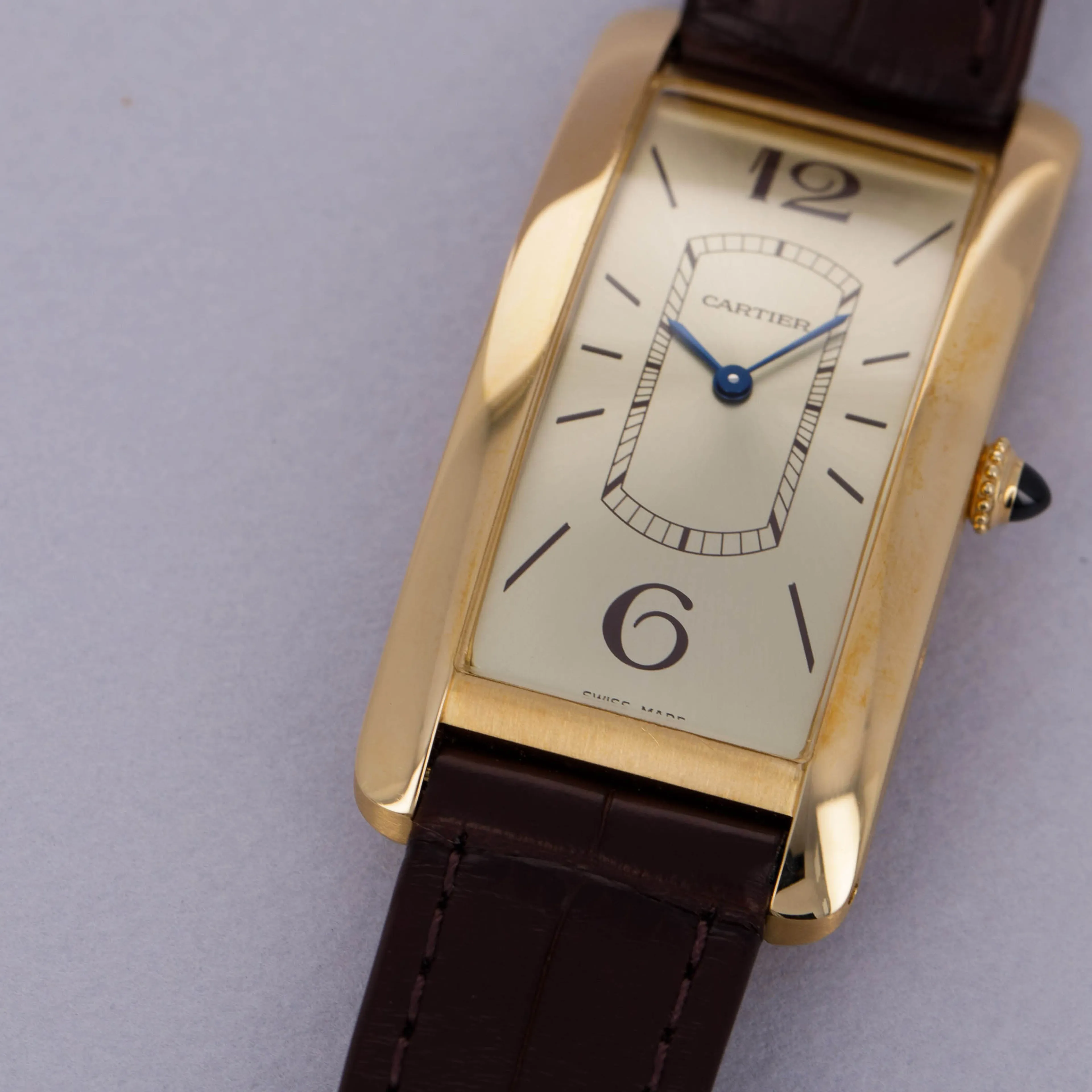 Cartier Tank Cintrée WGTA0026 46.5mm 18k yellow gold Golden 2