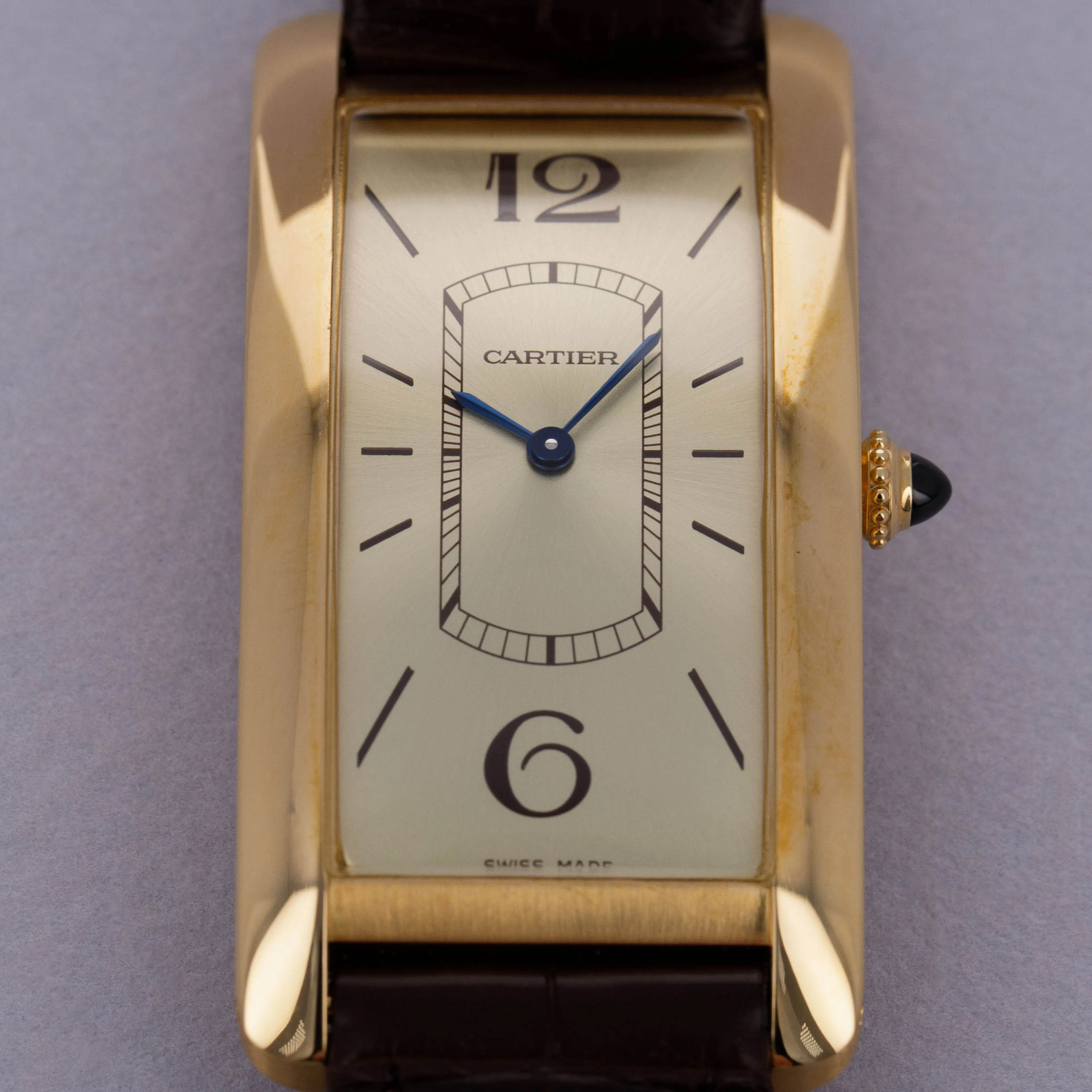 Cartier Tank Cintrée WGTA0026 46.5mm 18k yellow gold Golden 10