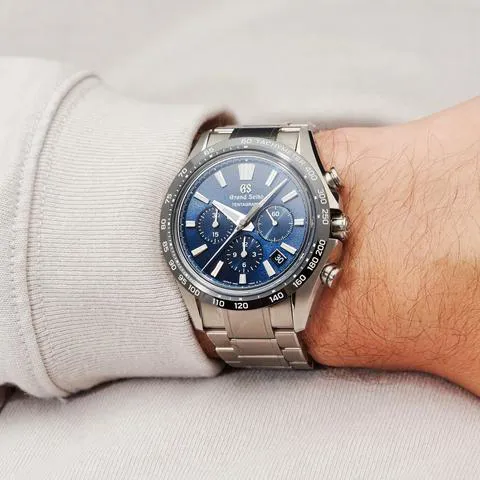 Grand Seiko Evolution 9 SLGC001 43mm Titanium 1