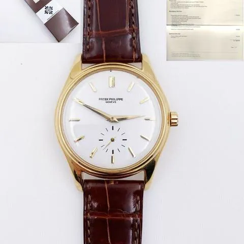 Patek Philippe Calatrava 2526J 38mm Yellow gold White