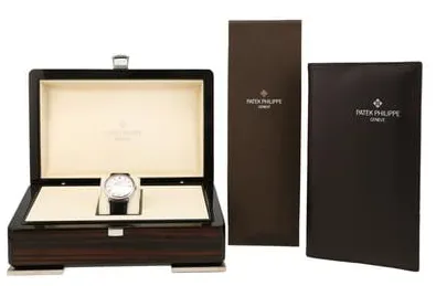 Patek Philippe Calatrava 5119 36mm White gold White 6