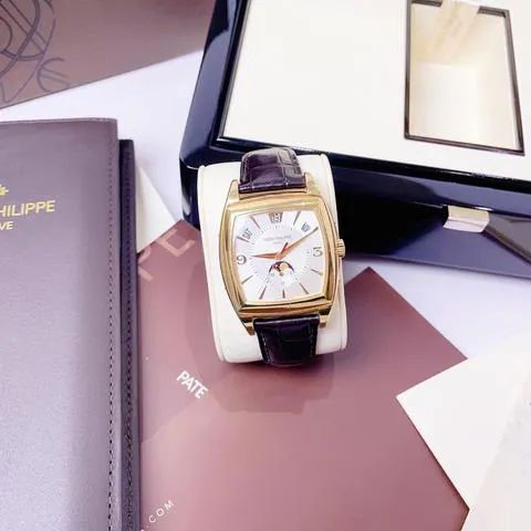 Patek Philippe Gondolo 5135J-001 51mm Yellow gold Silver