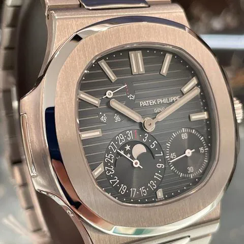 Patek Philippe Nautilus Moonphase 5712/1A-001 40mm Stainless steel Blue 3