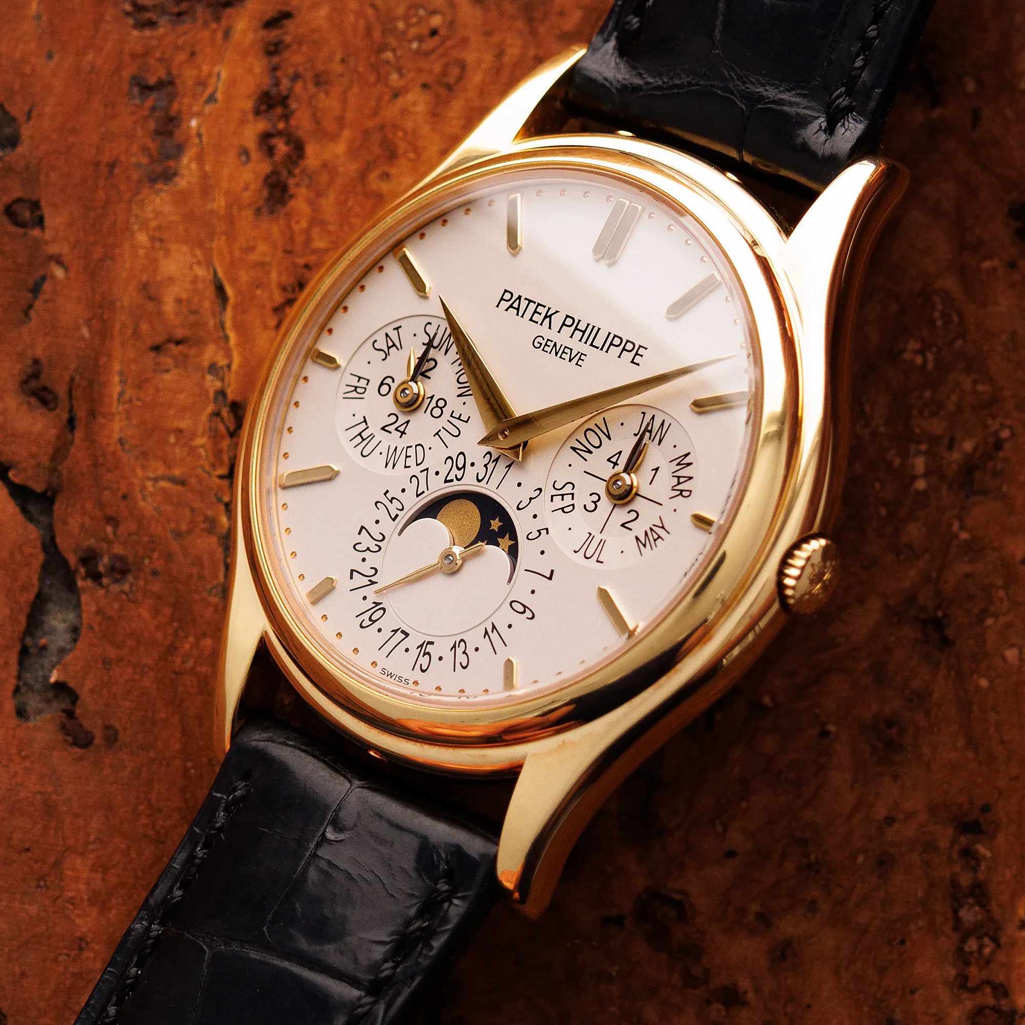 Patek Philippe Perpetual Calendar 5140J 36mm  18k YG Silver 1