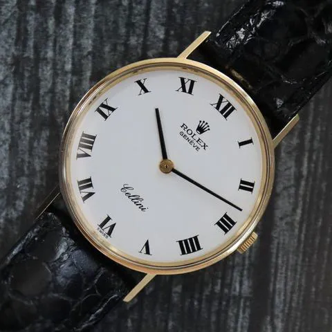 Rolex Cellini 3833 31mm Yellow gold White