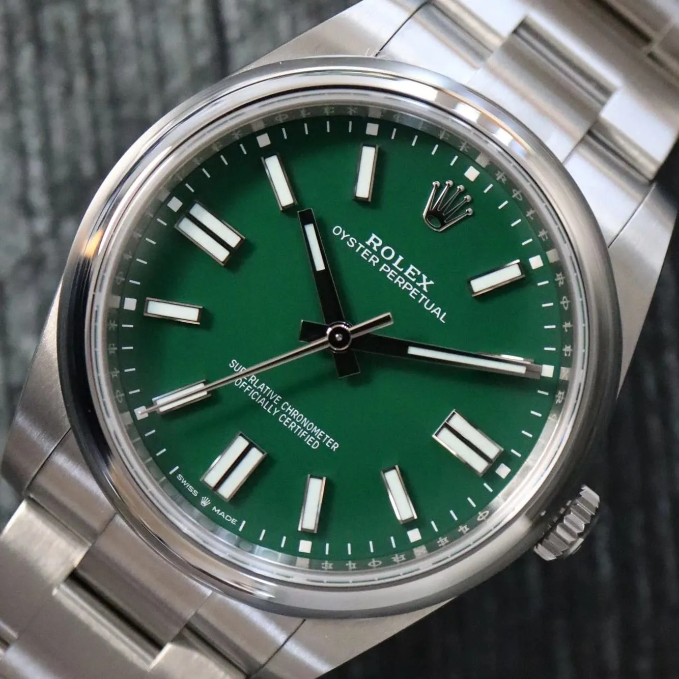 Rolex Oyster Perpetual 124300-0005 41mm Oystersteel Green