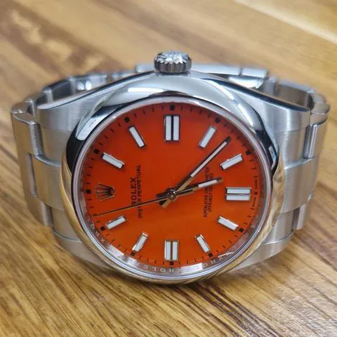 Rolex Oyster Perpetual 41 124300 41mm Stainless steel Red