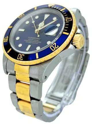 Rolex Submariner 16803 40mm Yellow gold and Stainless steel Blue 2