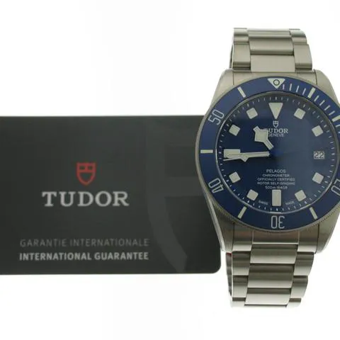 Tudor Pelagos 25600TB-0001 42mm Titanium Black 14