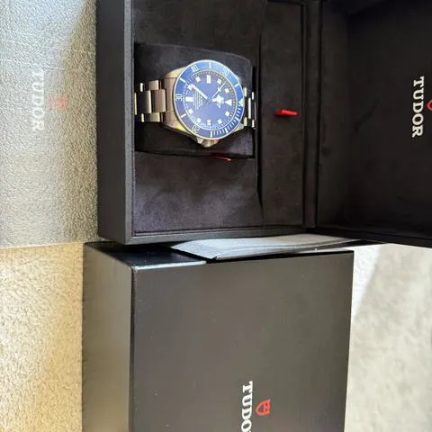 Tudor Pelagos 25600TB 42mm Titanium Blue 8