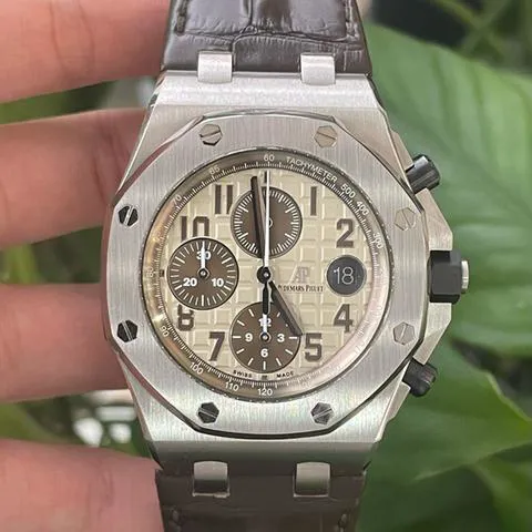 Audemars Piguet Royal Oak Offshore 26470ST.OO.A801CR.01 42mm Stainless steel Beige