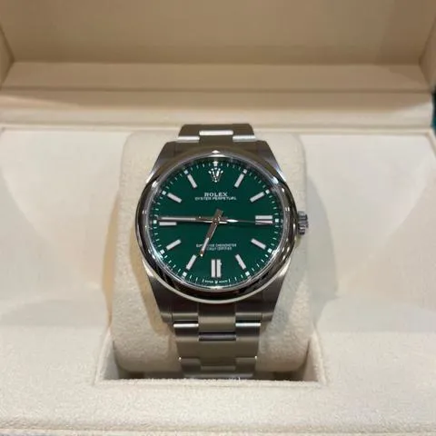 Rolex Oyster Perpetual 41 124300 41mm Stainless steel Green