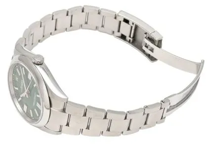 Rolex Oyster Perpetual 41 124300 41mm Stainless steel Green 2