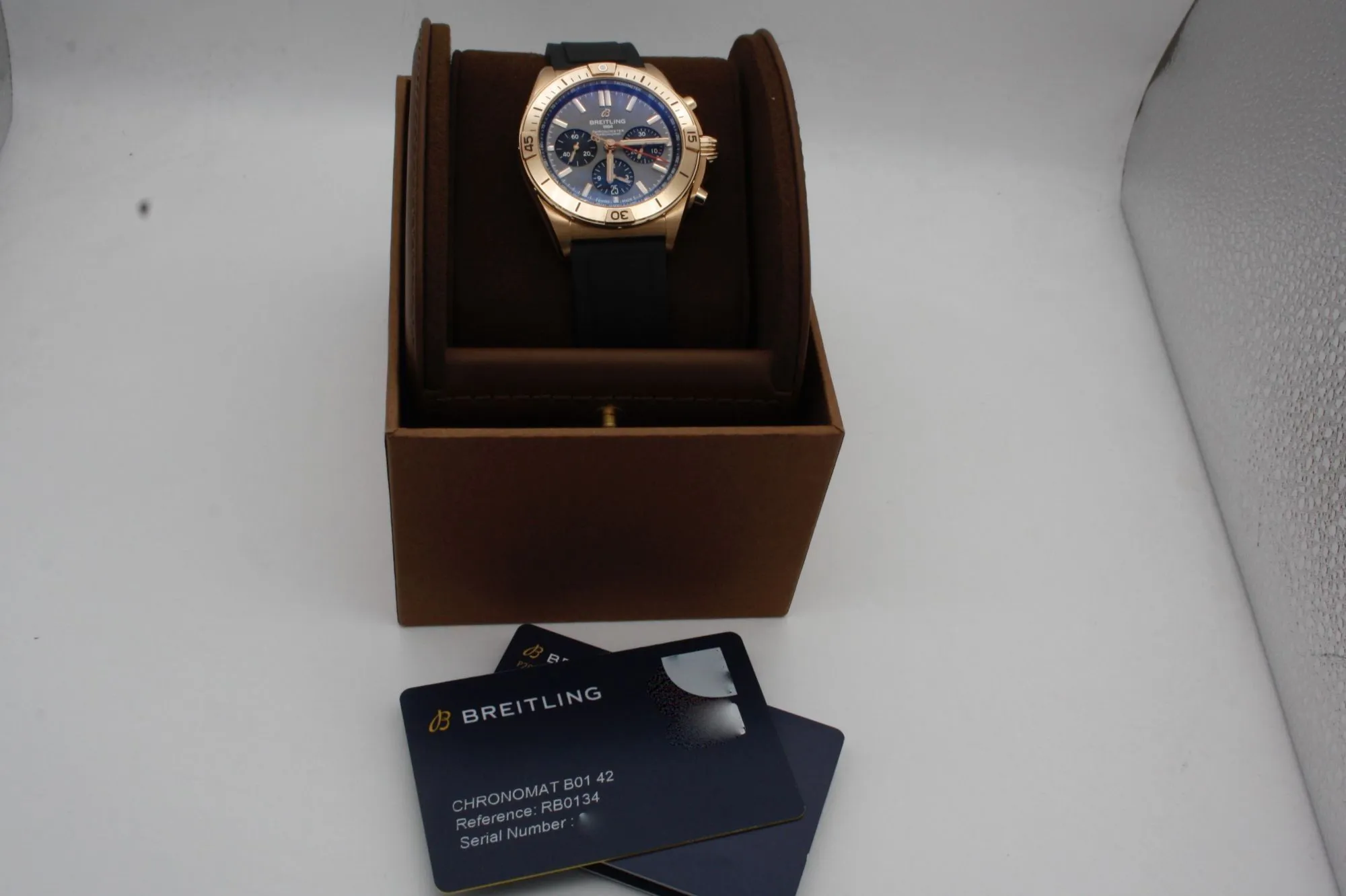 Breitling Chronomat RB0134 42mm Rose gold Gray 11