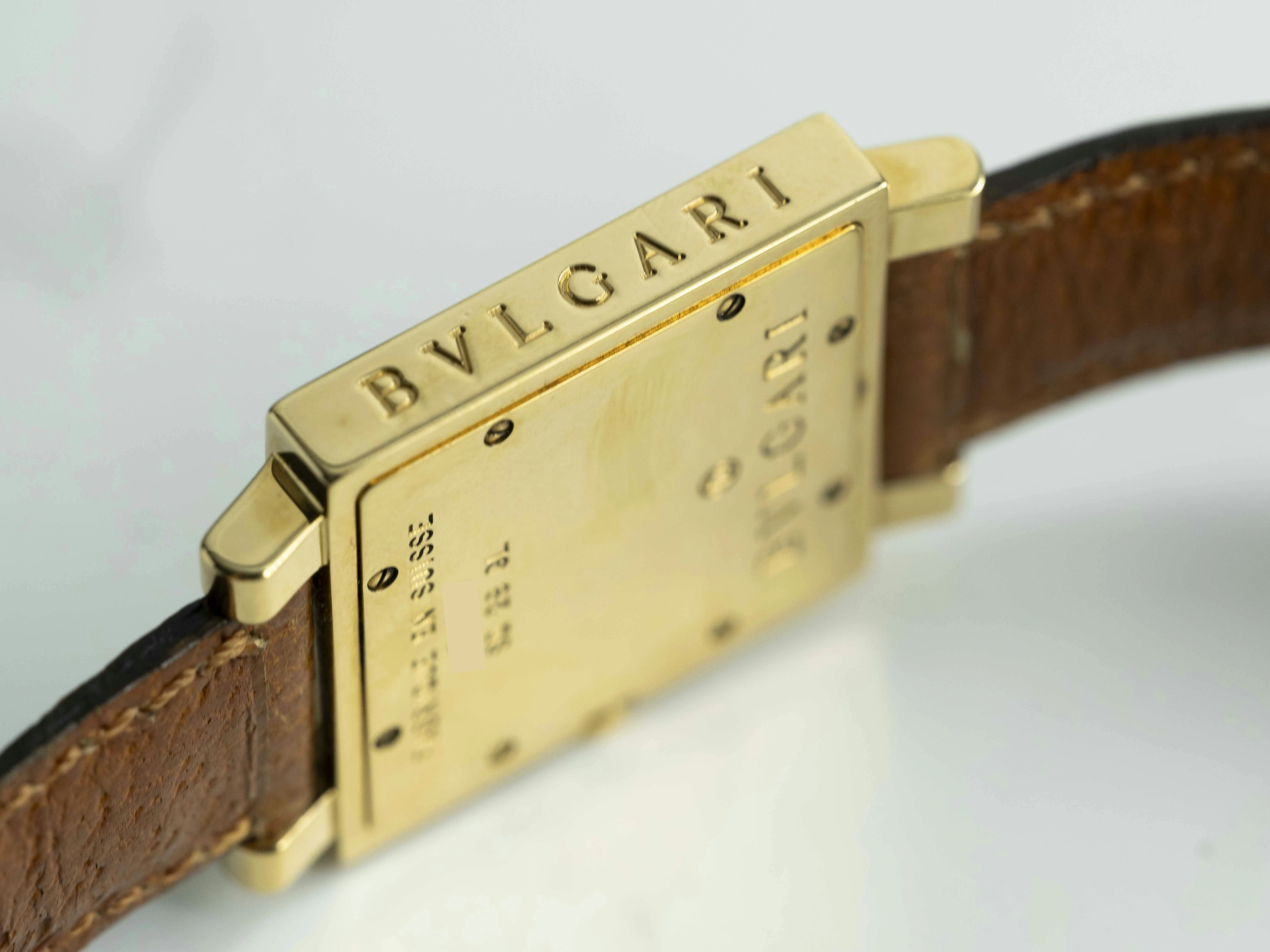 Bulgari Quadrato SQ 29 GL 29mm Yellow gold Black 10