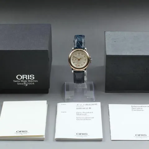 Oris Pointer Date 7467B 35mm Stainless steel Champagne