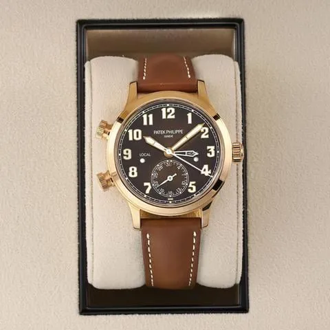 Patek Philippe Calatrava Pilot Travel Time 7234R-001 37.5mm Rose gold Brown