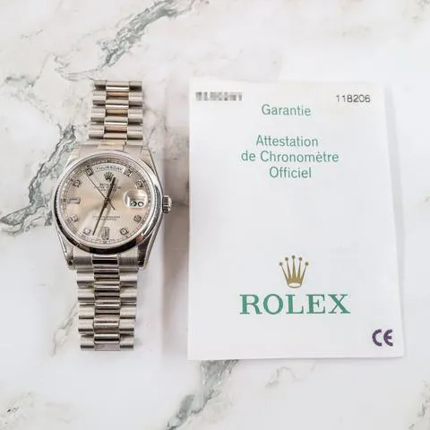 Rolex Day-Date 36 118206 36mm Platinum Mother-of-pearl