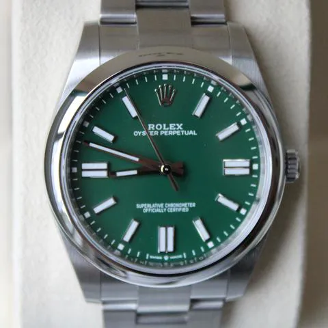 Rolex Oyster Perpetual 41 124300 41mm Stainless steel Green 2