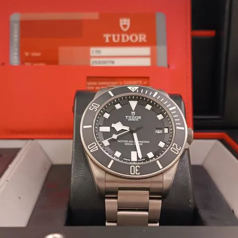 Tudor Pelagos 25500TN 42mm Titanium Black 14