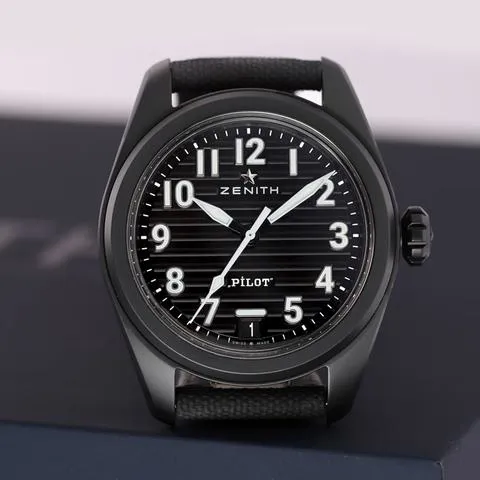 Zenith Pilot 49.4000.3620/21.I001 40mm Black ceramic Black 8