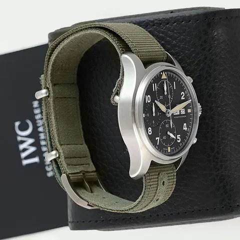 IWC Pilot IW387901 41mm Stainless steel Black 3