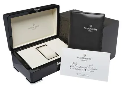 Patek Philippe Calatrava 5196P-001 37mm Platinum Silver 4