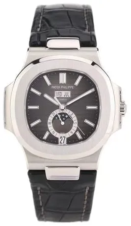 Patek Philippe Nautilus 5726A-001 40.5mm Stainless steel Black