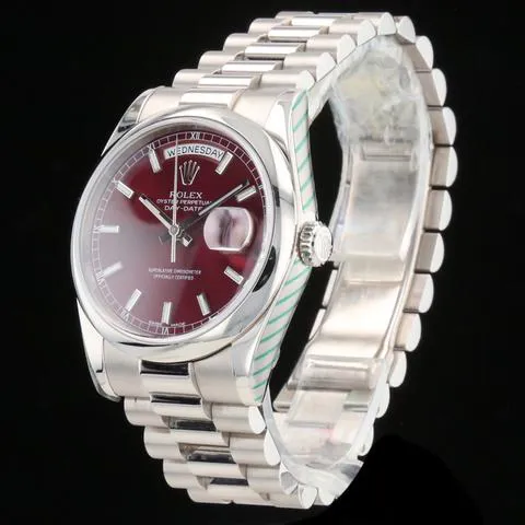 Rolex Day-Date 36 118209 36mm White gold Red 1