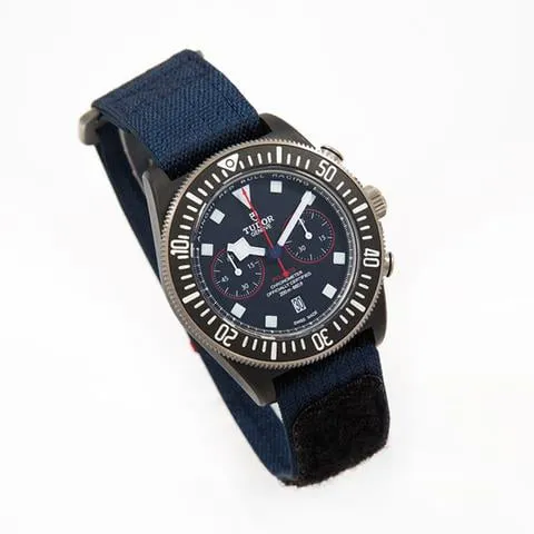 Tudor Pelagos M25807KN 43mm Carbon fiber Blue 3