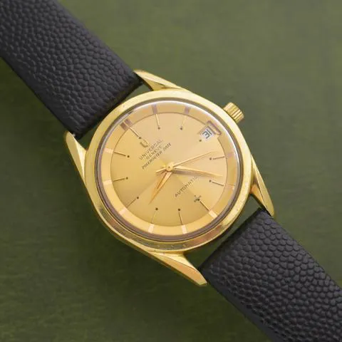 Universal Genève Polerouter 204605-7 35mm Yellow gold Gold 1