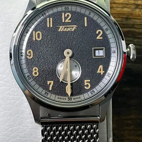 Tissot Heritage T1424281108200 39mm Stainless steel Gray 9