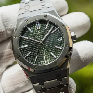 Audemars Piguet Royal Oak 15510ST.OO.1320ST.09 Stainless steel Green