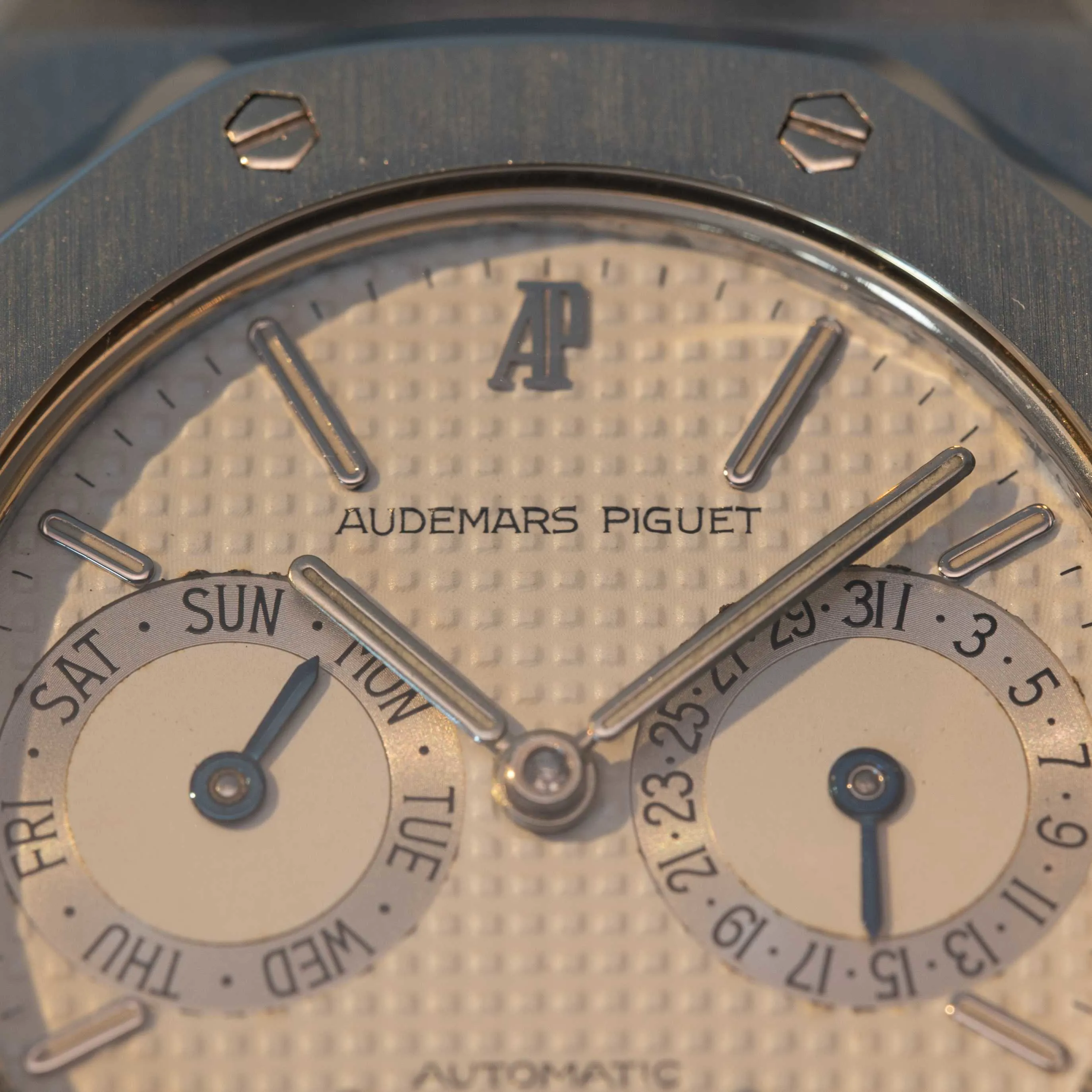 Audemars Piguet Royal Oak 25572ST 36mm Stainless steel Cream 6