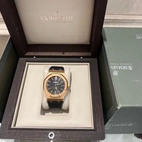 Audemars Piguet Royal Oak 15400OR.OO.D002CR.01 41mm Rose gold Black