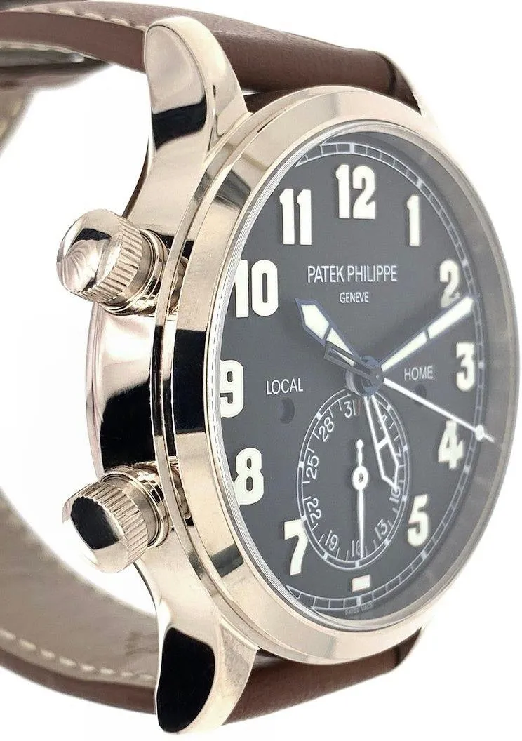 Patek Philippe Calatrava Pilot Travel Time 5524G-001 42mm White gold and 18k white gold Blue 5