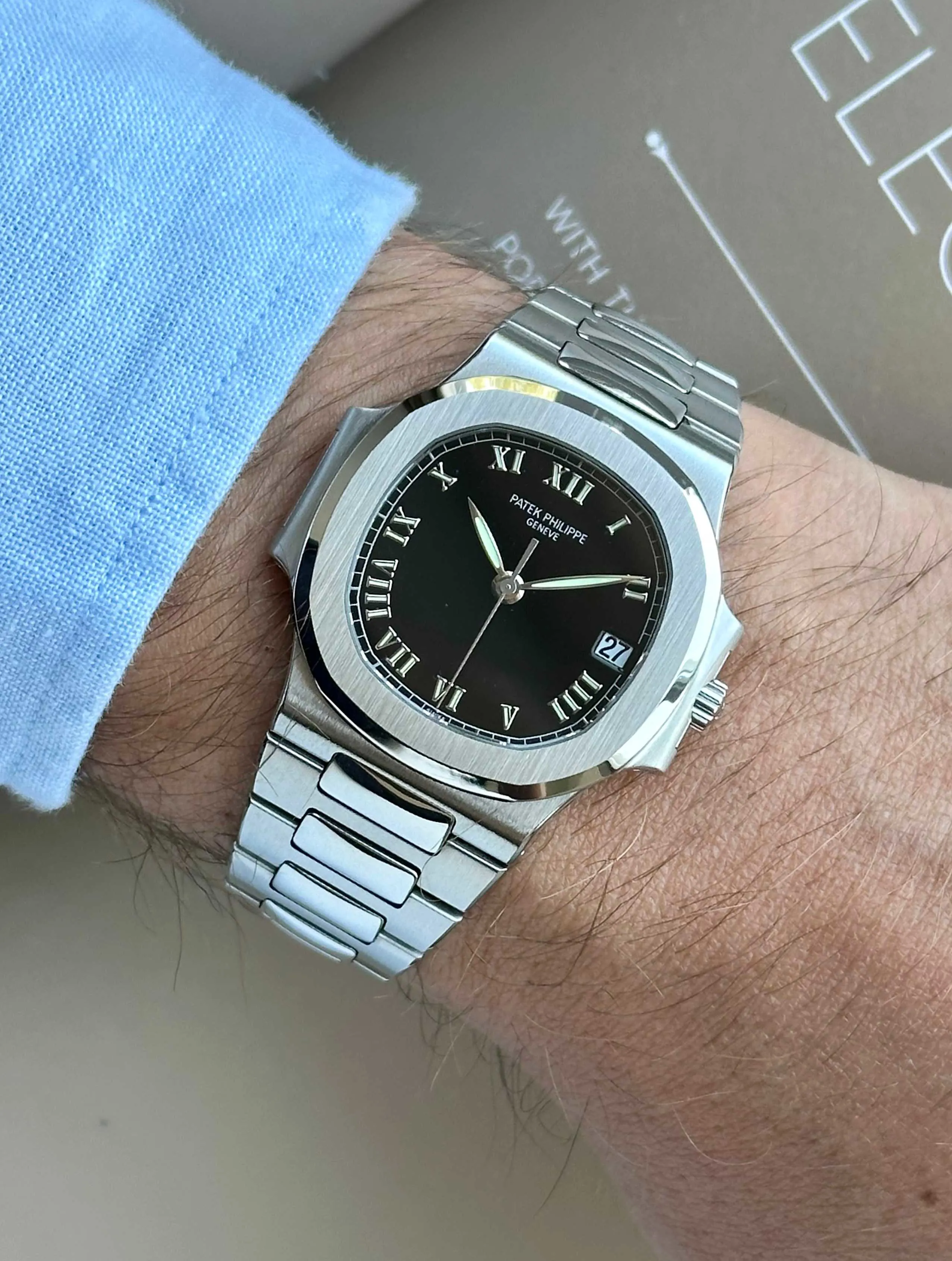 Patek Philippe Nautilus 3800 37mm Stainless steel Black 4