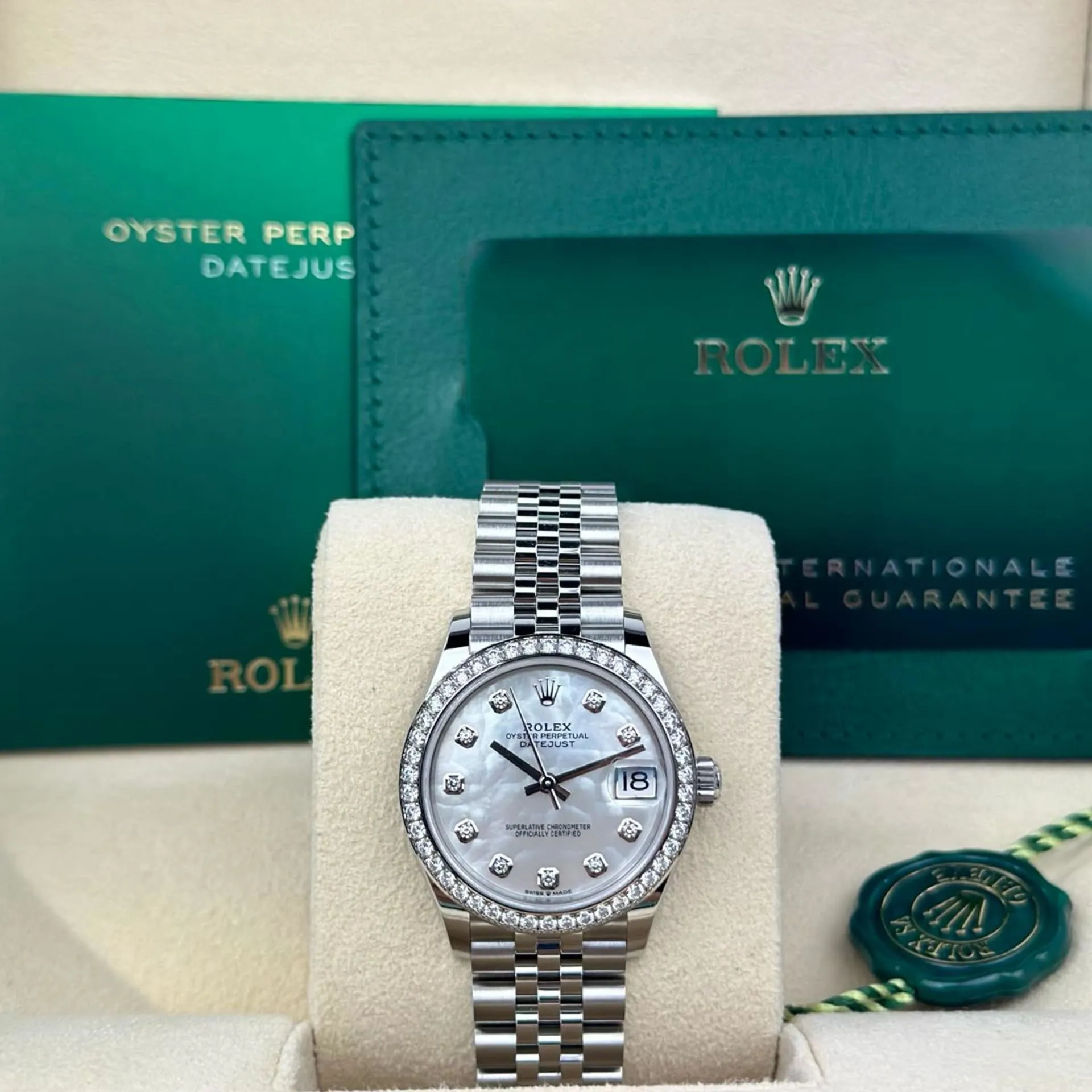 Rolex Datejust 278384RBR-0008 31mm White gold and Oystersteel White