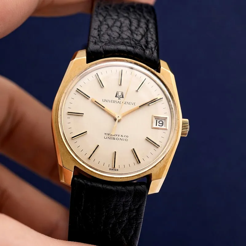 Universal Genève Polerouter 152.100 34mm Yellow gold or 4