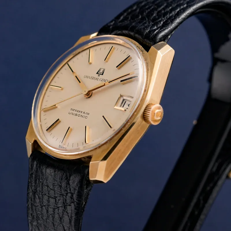 Universal Genève Polerouter 152.100 34mm Yellow gold or 5