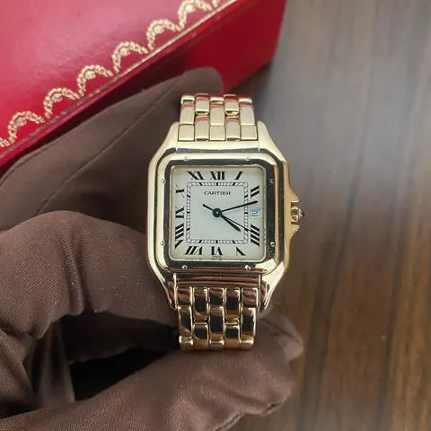 Cartier Panthère 8839 27mm Yellow gold White